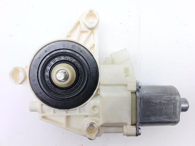 MERCEDES A2048200642 Motor del elevalunas de la puerta trasera derecha  disponible España
