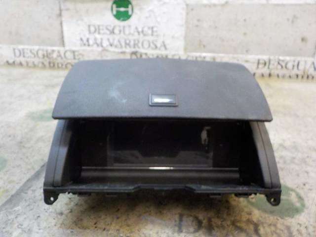 Precio del repuesto Display C sedán