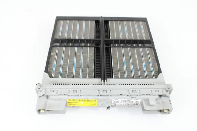 MERCEDES A2048300461 Radiador de calefacción trasero  en stock Salamanca