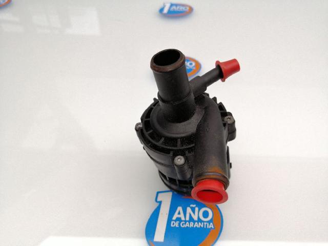 Bomba de agua eléctrica auxiliar A2048350264 MERCEDES