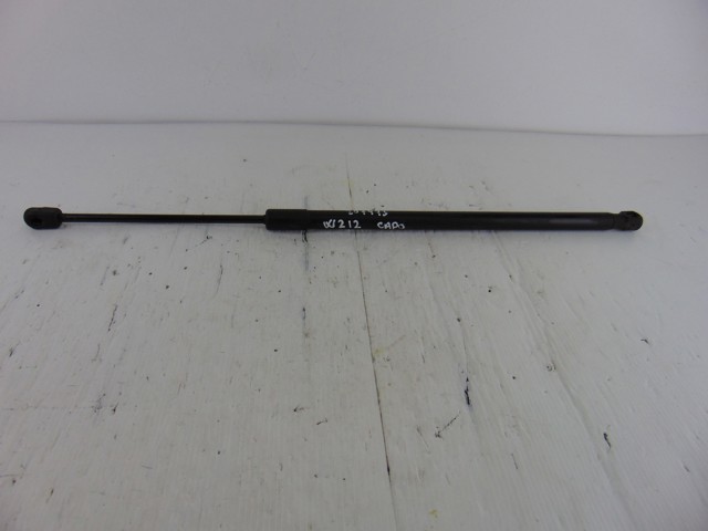 A2048800029 Amortiguador de capó  en stock Sabadell