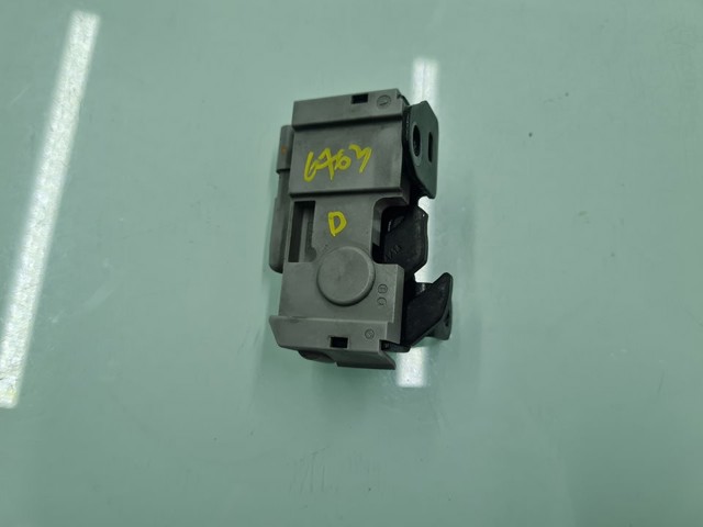 A2048800260 MERCEDES Cerradura de capó  en stock Huelva