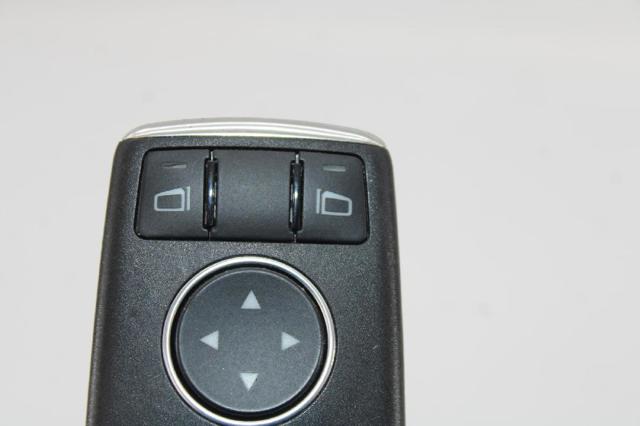A2049055302 Unidad de control de elevalunas delantera izquierda  comprar en Reus