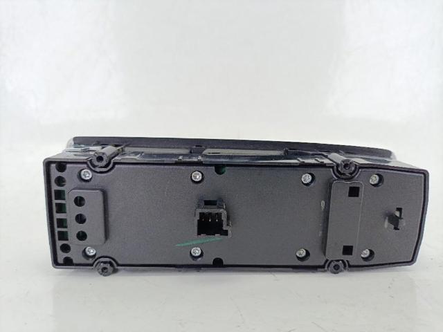 A2049055402 Unidad de control de elevalunas delantera izquierda  disponible Málaga