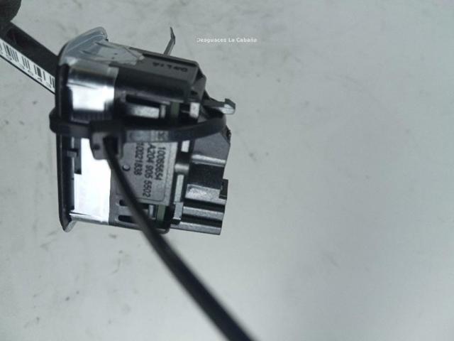 A2049055502 MERCEDES Botón de encendido del motor del elevalunas delantero derecho  comprar en Oviedo