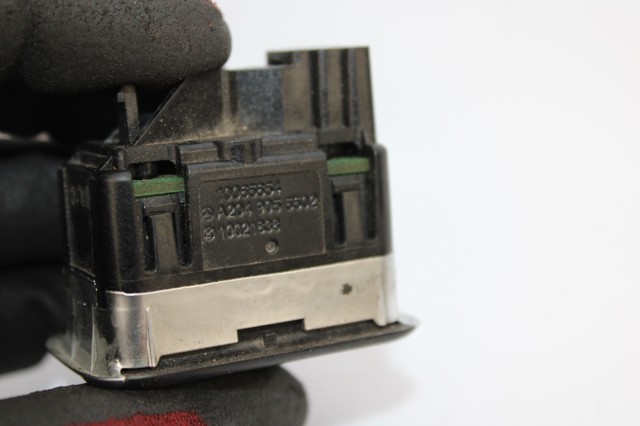MERCEDES A2049055502 Botón de elevalunas delantero derecho comprar Barcelona