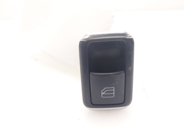 A2049058202 Botón de encendido del motor del elevalunas delantero derecho  comprar en Zaragoza