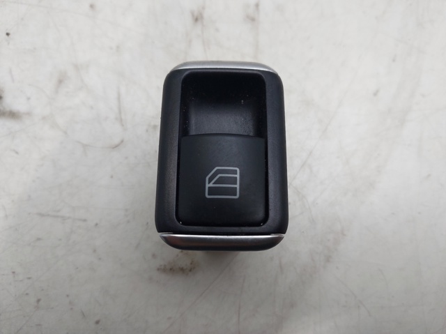 A2049058202 MERCEDES Botón de encendido del motor del elevalunas delantero derecho  comprar en Lleida
