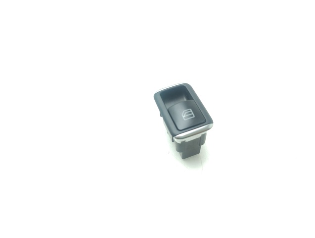 A2049058202 Botón de elevalunas delantero derecho comprar Almería