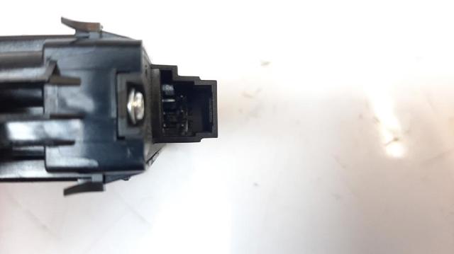 A2049058402 Interruptor de cierre centralizado comprar Sevilla