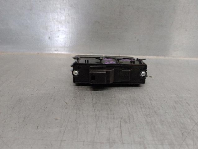 A2049058402 Interruptor de cierre centralizado  en stock Castellón