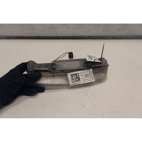 A2049068900 Luz diurna izquierda  comprar en Pontevedra