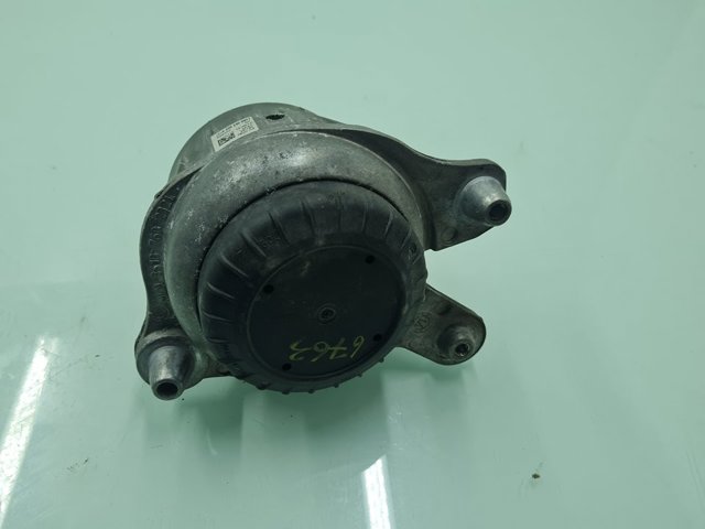 A2052406617 Soporte izquierdo del motor  comprar en Reus