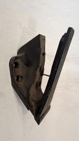 A2053000004 Pedal del acelerador  en stock Sabadell