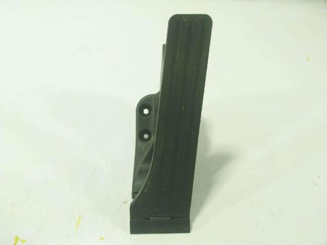 A2053000004 MERCEDES Pedal del acelerador  en stock Huelva