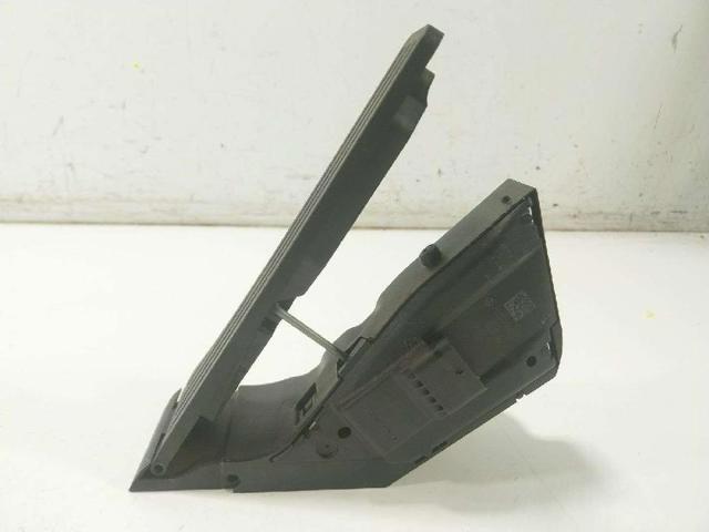 A2053000004 Pedal del acelerador  disponible Burgos