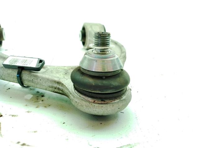 A2053305601 MERCEDES Brazo superior derecho de la suspensión delantera  comprar en Oviedo