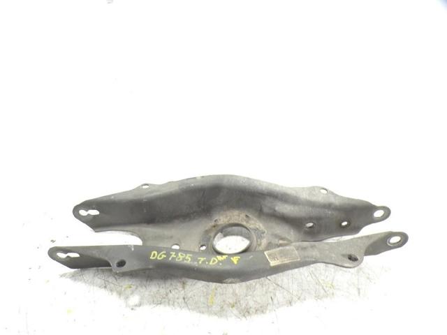 A2053522000 Brazo inferior trasero izquierdo/derecho  disponible Burgos