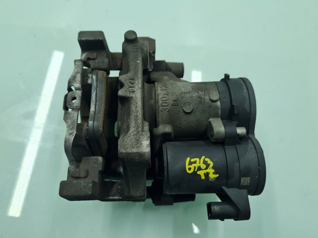 MERCEDES A2054231998 Pinza de freno trasera izquierda  en stock Salamanca