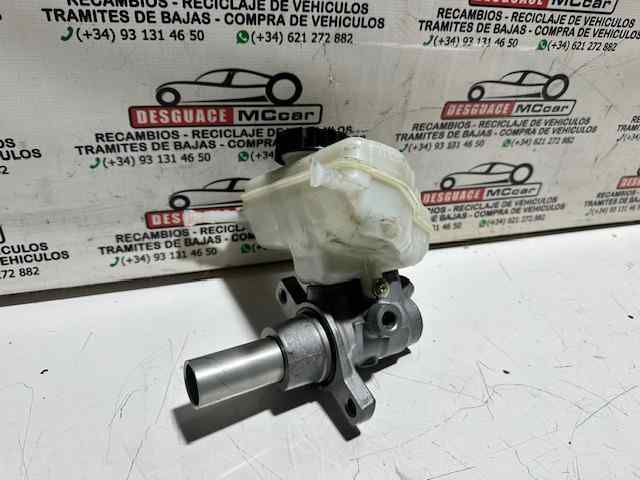 A2054300002 Depósito del líquido de frenos del cilindro maestro  disponible Málaga