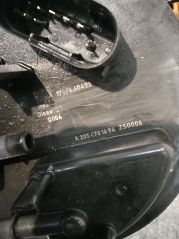 A2054701694 MERCEDES Bomba de gasolina comprar Madrid