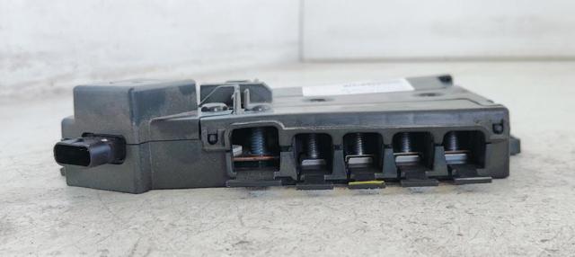 MERCEDES A2055402850 Caja de fusibles  en stock Valencia