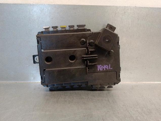 MERCEDES A2055402850 Caja de fusibles comprar Pamplona
