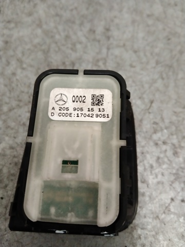A2059051513 MERCEDES Unidad de control de elevalunas delantero derecho  comprar en Oviedo