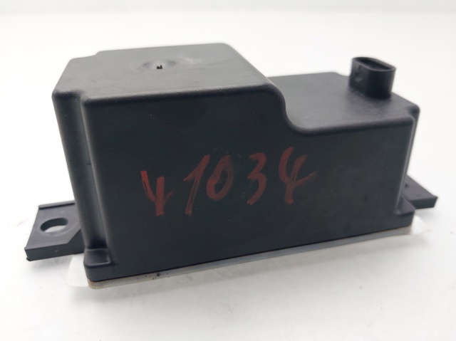 A2059053414 Convertidor de voltaje universal  en stock Castellón