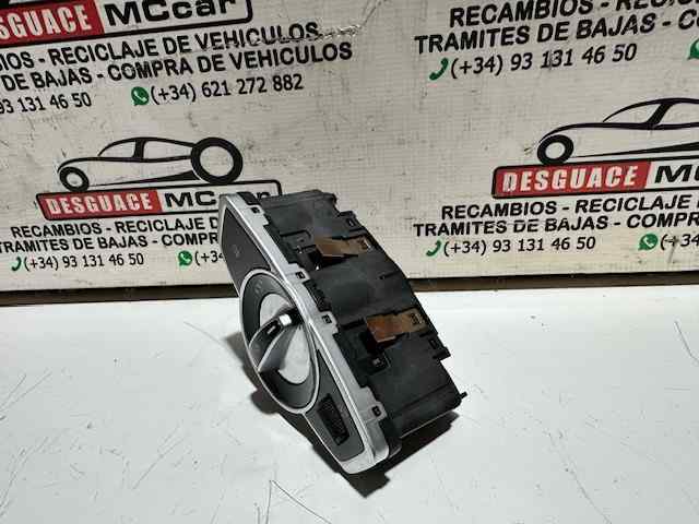A2059057007 MERCEDES Interruptor de luces en el tablero  disponible Vigo