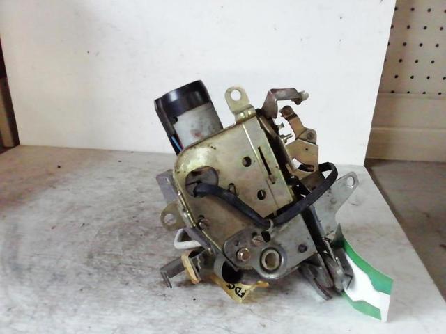 Motor tapa combustible para Mercedes E W210
