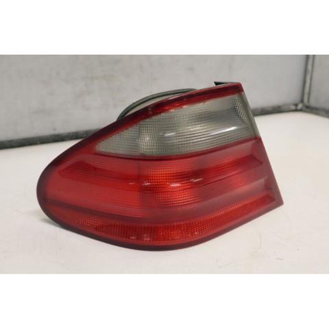 A2088200164 MERCEDES Piloto trasero exterior izquierdo comprar Madrid