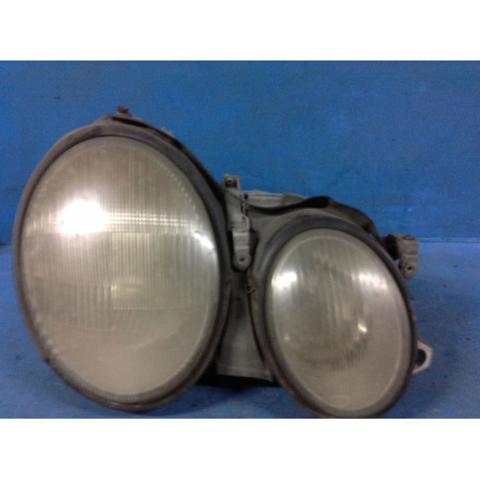MERCEDES A2088200261 Faro derecho  comprar en Albacete