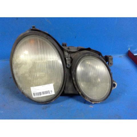 MERCEDES A2088200261 Faro derecho  en stock Valencia