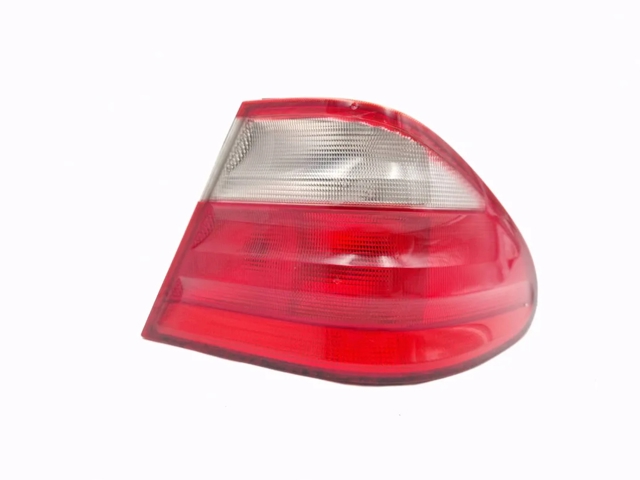 A2088200264 Piloto trasero exterior derecho  en stock Sabadell
