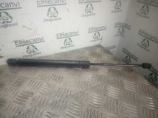 A2088800029 Amortiguador de capó  en stock Sabadell