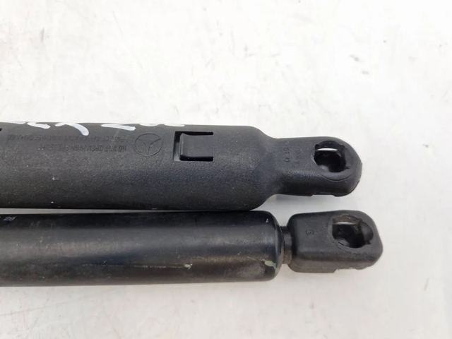 A2088800029 MERCEDES Amortiguador de capó  en stock Gandía