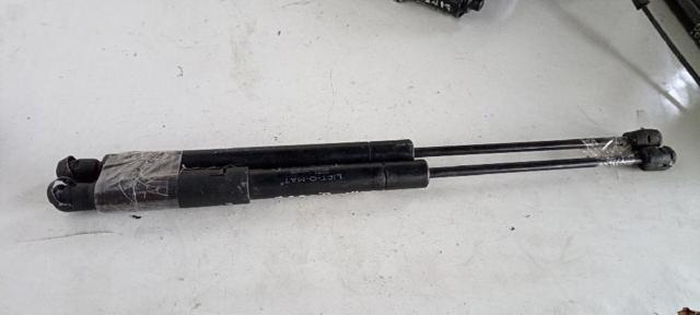 Muelle neumático de capó de motor CLK  coupé (1997-2002) original desde 18,71 €