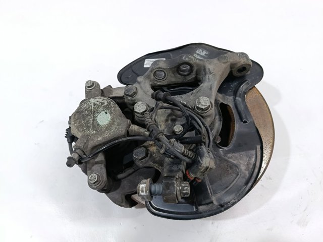 A2093320101 MERCEDES Mangueta delantera derecha comprar Bilbao