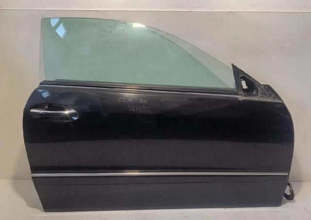 A2097200205 MERCEDES Puerta delantera derecha  en stock Córdoba