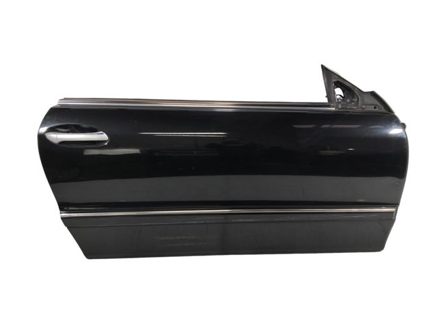 A2097200205 MERCEDES Puerta delantera derecha comprar Bilbao