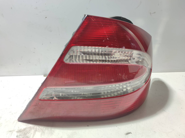 MERCEDES A2098200264 Piloto trasero derecho  disponible España