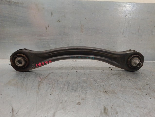 A2103503406 Brazo superior de suspensión trasera izquierdo/derecho  disponible Utrera