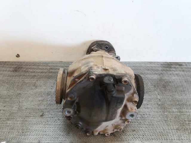 A2103510805 MERCEDES Carcasa del diferencial trasero  en stock Gandía