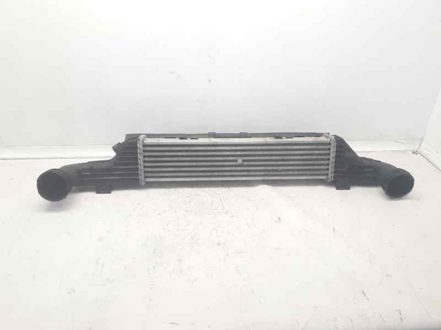 Radiador de aire de admisión A2105002100 MERCEDES