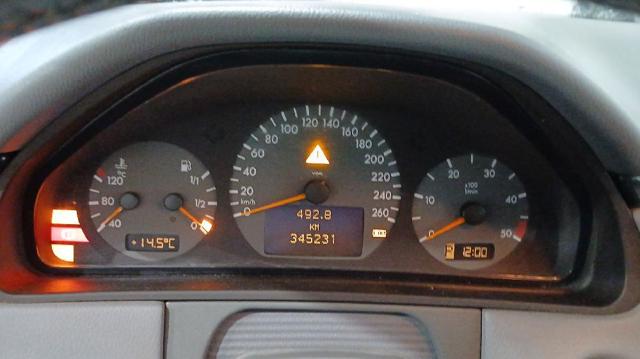 A2105402911 Mercedes