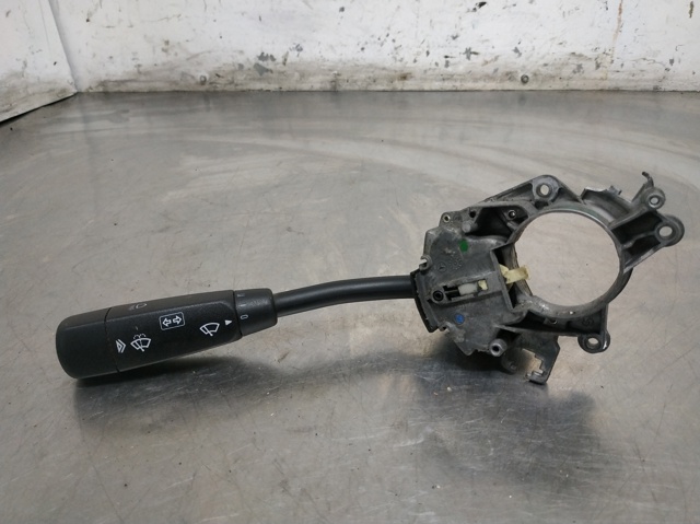 A2105450110 MERCEDES Conmutador izquierdo de la columna de dirección comprar Madrid