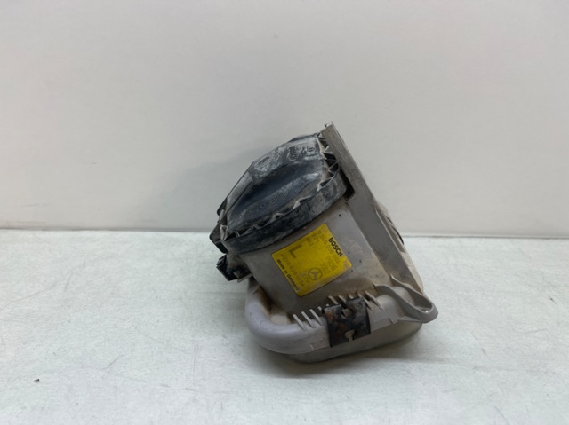 A2108200156 MERCEDES Luz antiniebla izquierdo  en stock Córdoba