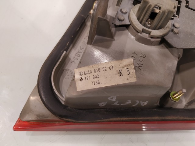 MERCEDES A2108200264 Piloto trasero exterior derecho  comprar en Albacete