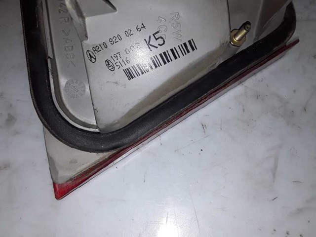 A2108200264 Piloto trasero exterior derecho  comprar en Pontevedra